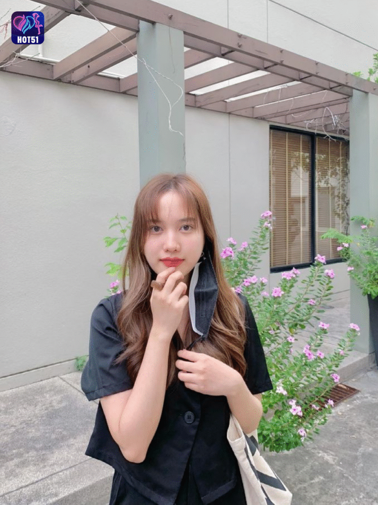 Hot51 Stunning Beautiful Trí Người Lớn Sôi Động 2 Beautiful girl live stream on Hot51 app
