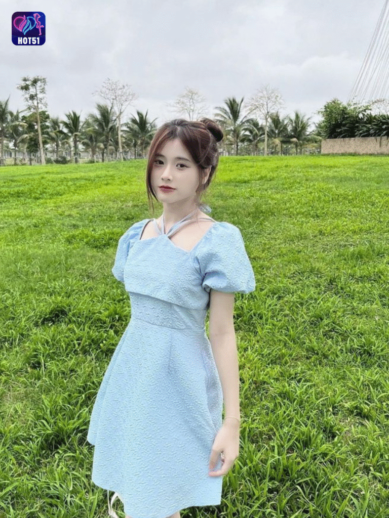 Hot51 Beautiful Stunning Có An Toàn Không 3 Beautiful girl live stream on Hot51 app